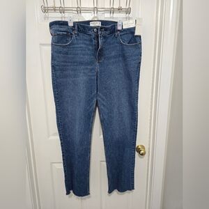Blue Skinny Jeans with Sleek Fit and Faded Details